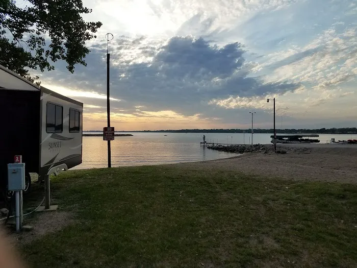 Lakeside Marina & Campground Picture 8