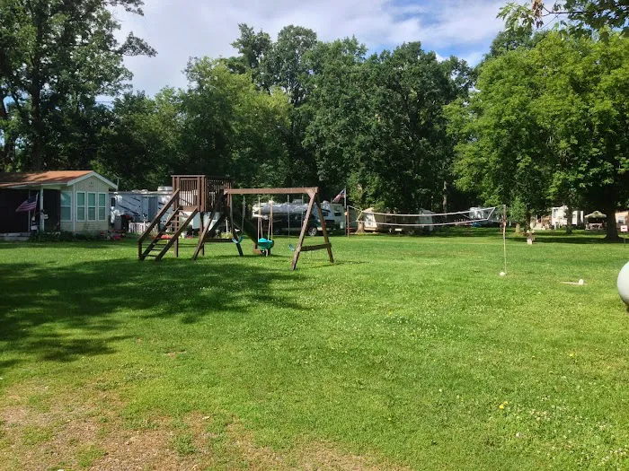 Rolling Thunder RV Park & Camp Picture 3