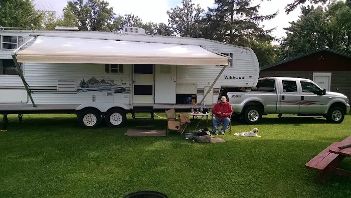 Rolling Thunder RV Park & Camp Picture 1