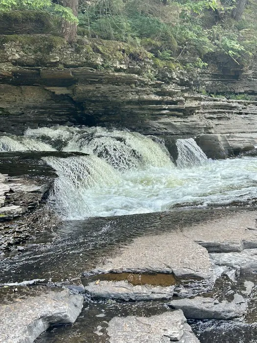 Porcupine Mountains Presque Isle-Rustic Picture 6