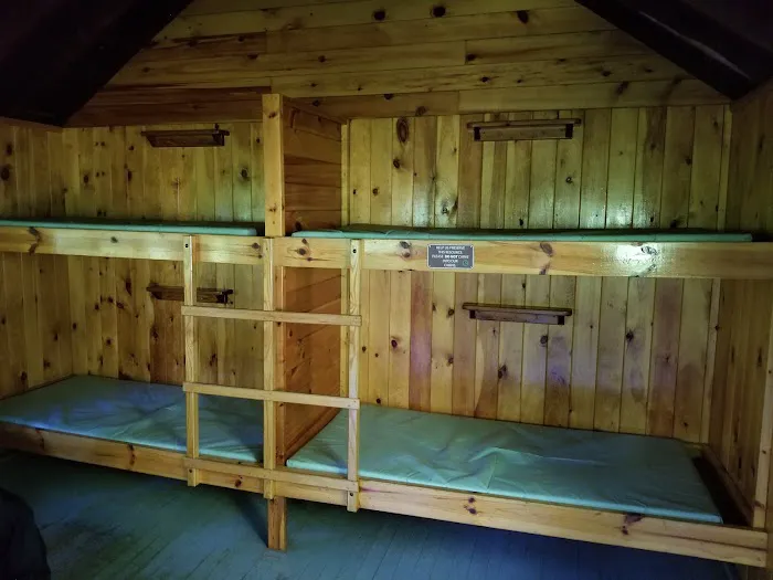 Little Carp Cabin Picture 6