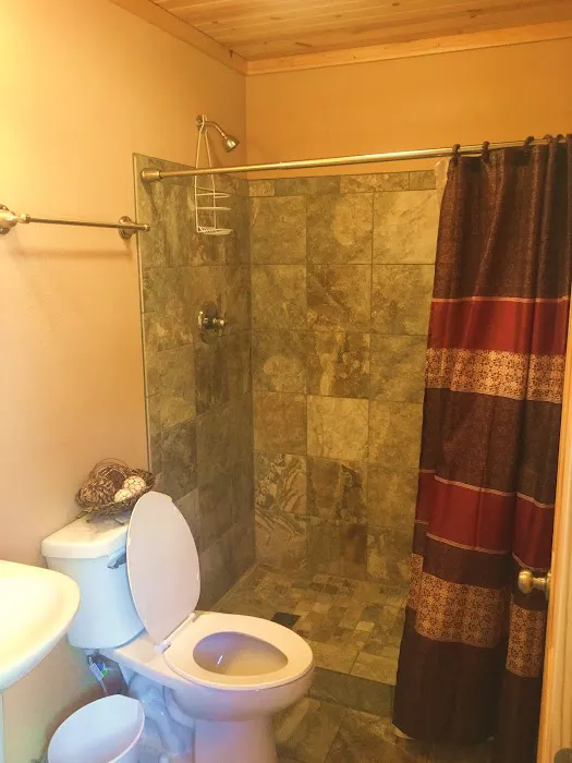 Pine Point Lodge Picture 2