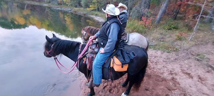 Horseshoe Lake Horse Campground Picture 4