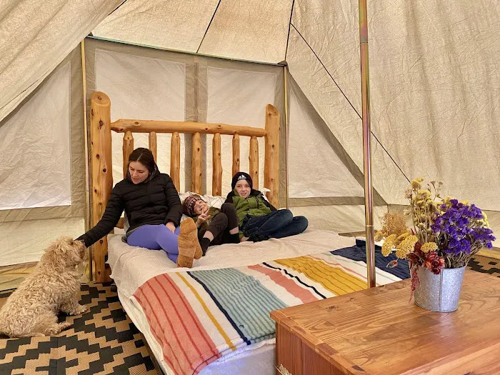 Sailor Springs Glamping Picture 4