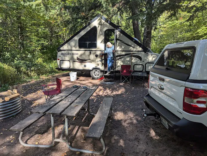 Lost Creek Outpost Campground Picture 5