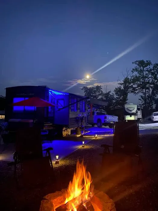 Riviera RV Resort - Lake of the Ozarks Picture 8