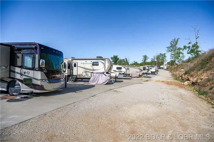 Riviera RV Resort - Lake of the Ozarks Picture 9