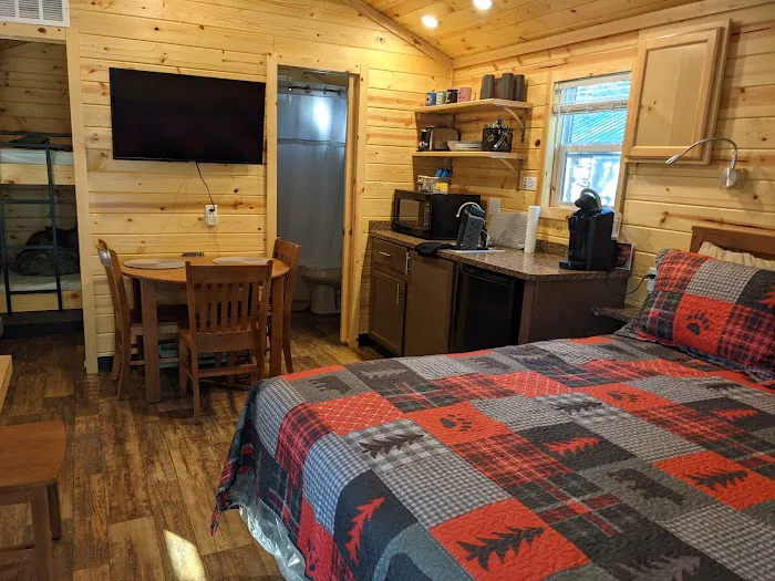 Lake of the Ozarks / Linn Creek KOA Holiday Picture 4