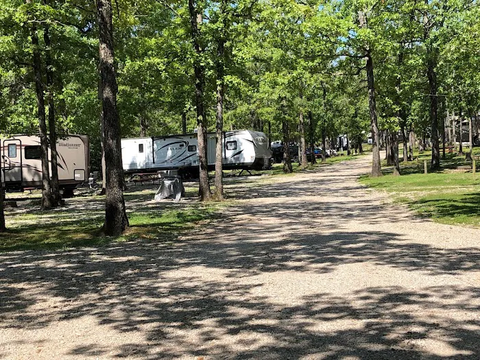 Lake of the Ozarks / Linn Creek KOA Holiday Picture 7