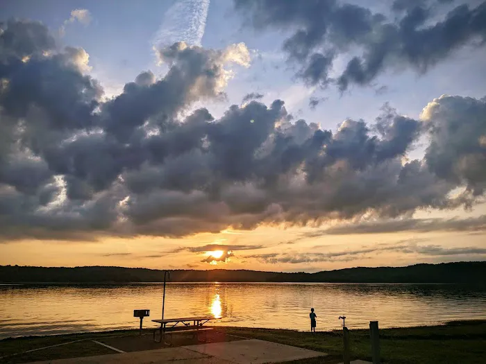 Highway 125 Park - Bull Shoals Lake Picture 4
