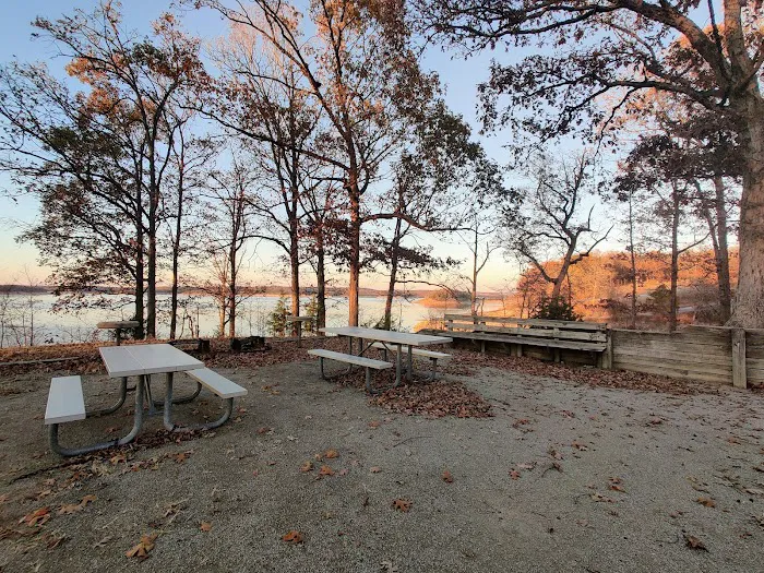 Lakeview Campground Picture 4