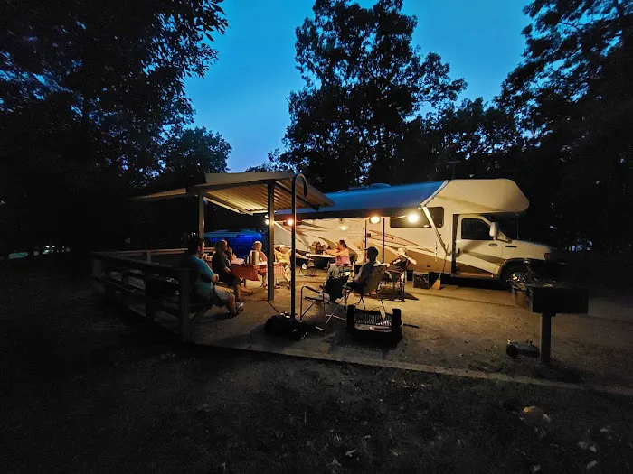 Lakeview Campground Picture 9