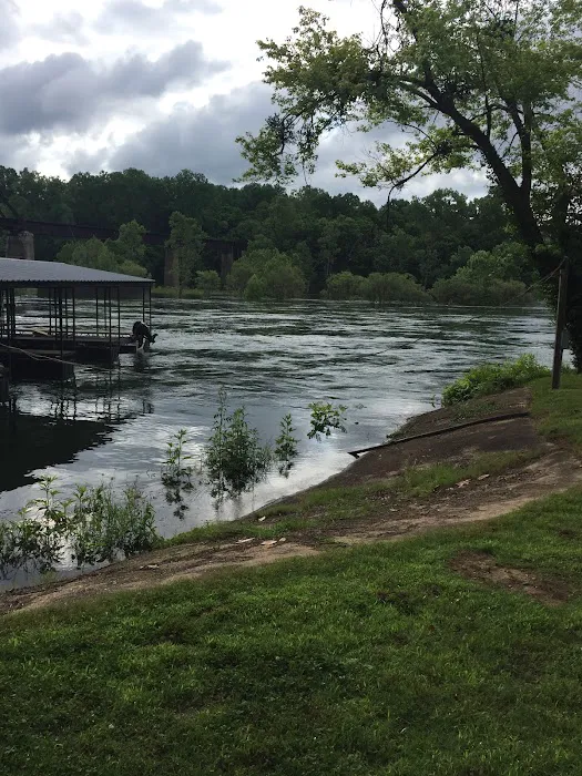 White River Campground & Cabins Picture 6