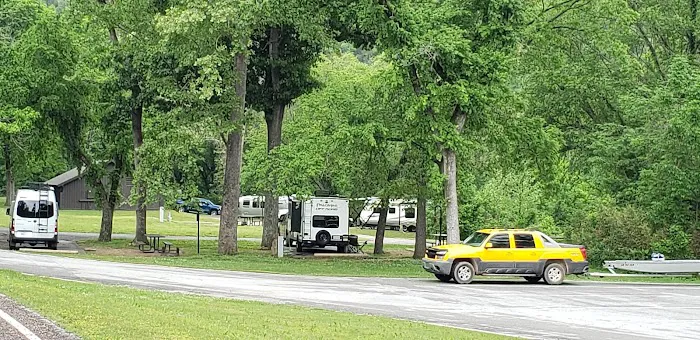 Buffalo Point Campground, Loop B Picture 9