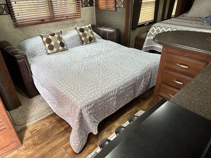 Campbell’s Camper Picture 10