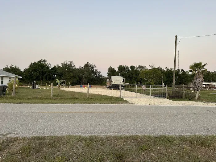 Campbell’s Camper Picture 6