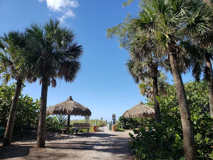 Turtle Beach Campground Picture 9