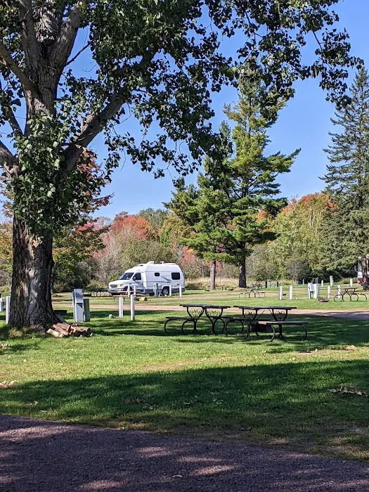 River Road RV Park and Campground Picture 8