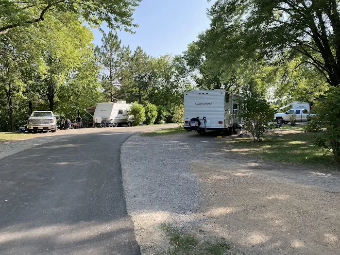 Collinwood Regional Park & Campground Picture 6