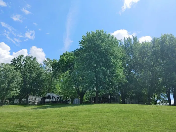 Cokato Lake RV Resort Picture 6