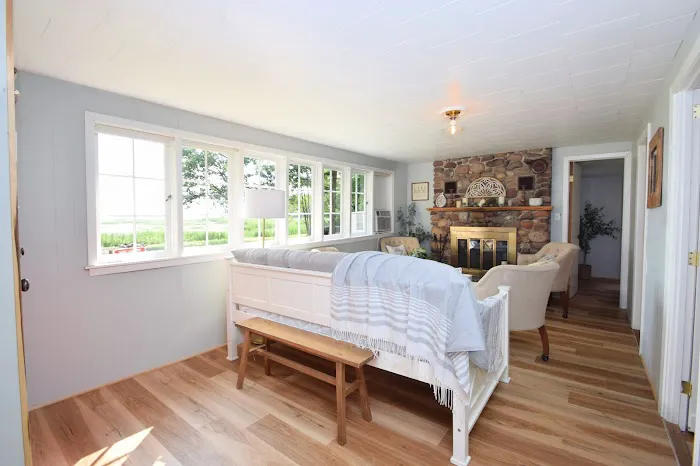 Abide Lakeside Picture 8