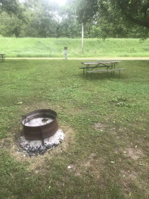 Richey Access Campground Picture 8