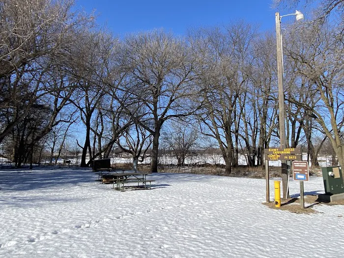 Richey Access Campground Picture 4