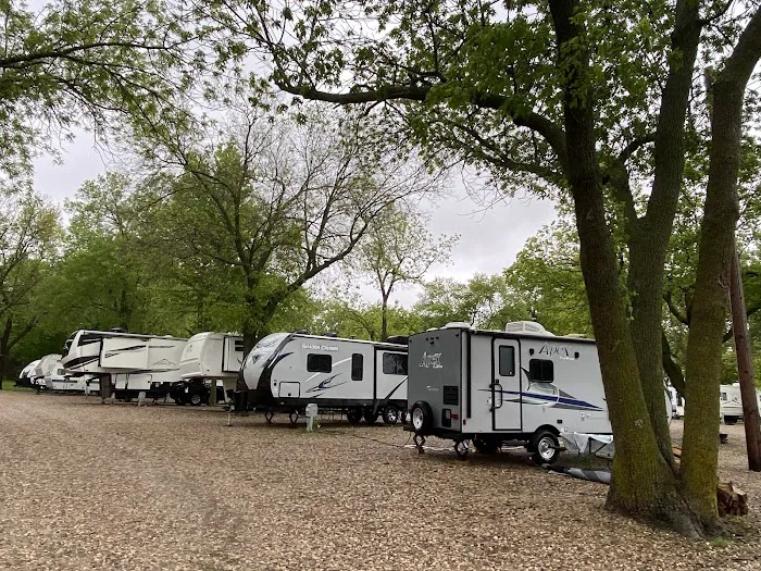 Swan Lake St Park Campground Picture 9