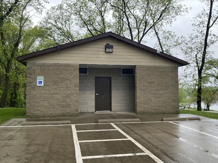 Swan Lake St Park Campground Picture 3