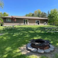 Deer Ridge Cabin at Swan Lake State Park ico