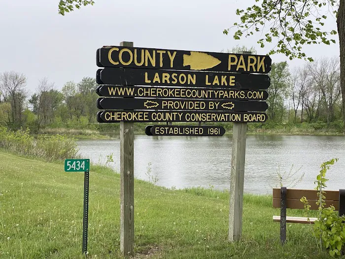 Larson Lake County Park Picture 6