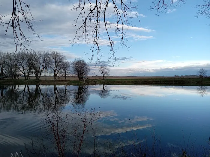Larson Lake County Park Picture 1