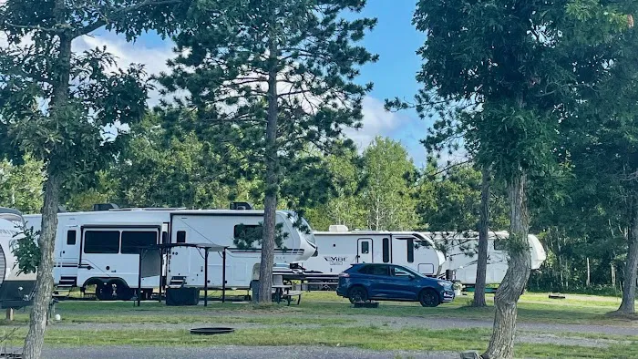 Wheelers RV Park Picture 1