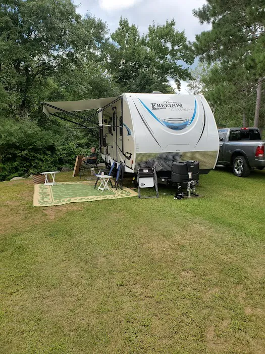 Rest EZ Campground Picture 5