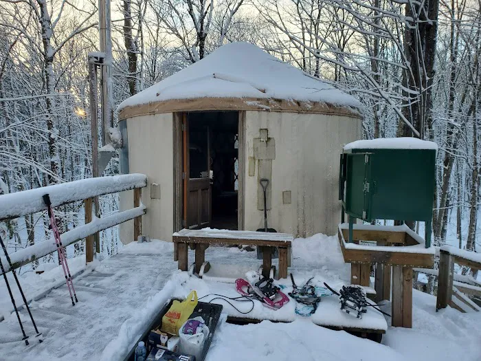 Little Union River Yurt Picture 5