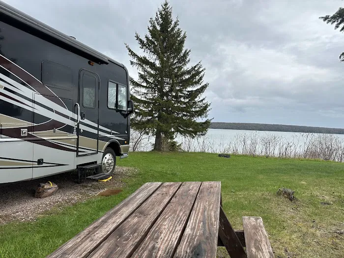 Buffalo Bay Campground/Marina Picture 4