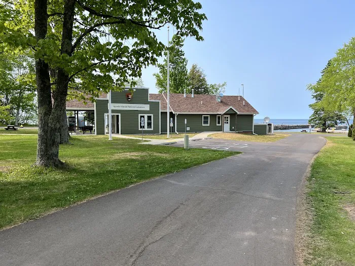 Little Sand Bay Campground Picture 4