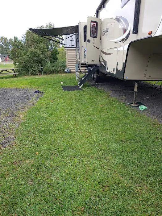 Anchor Inn Campground & Cabins Picture 1