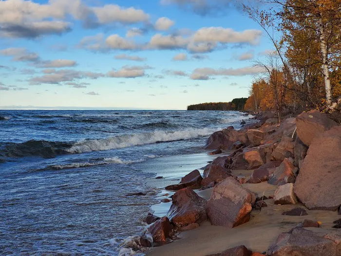 Porcupine Mountains Gitchee Gumee Cabin Picture 2