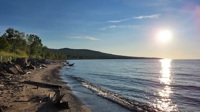 Porcupine Mountains Gitchee Gumee Cabin Picture 7