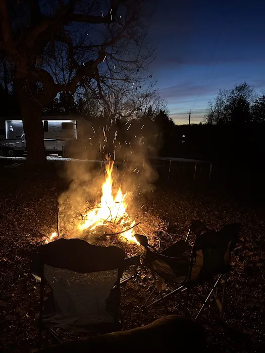 Riverbend Campground and RV Park Picture 5