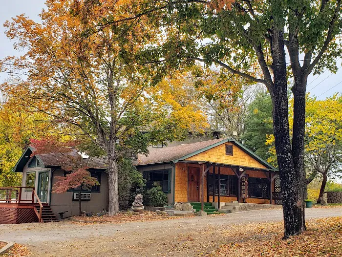 Four Seasons Cabin @ Edgewater Picture 1