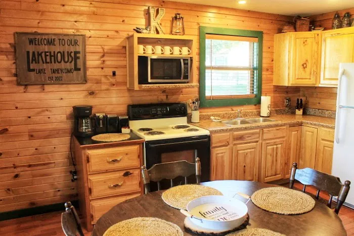 Katie Cabin @ Edgewater Beach Resort Picture 9