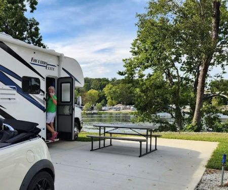 Lakeshore RV Park
