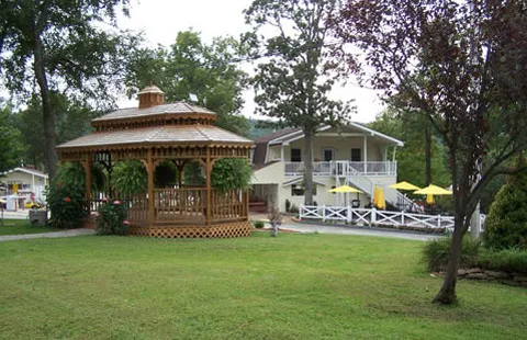 Branson KOA Holiday Picture 1