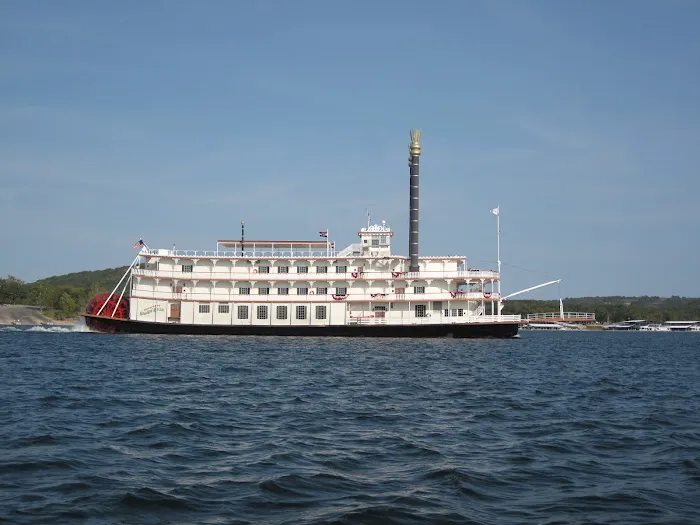 Branson KOA Holiday Picture 5