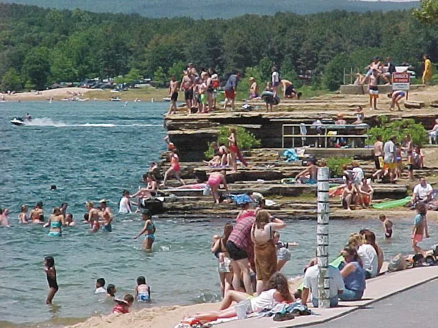 Golden Pond RV Park- Coast to Coast Picture 10