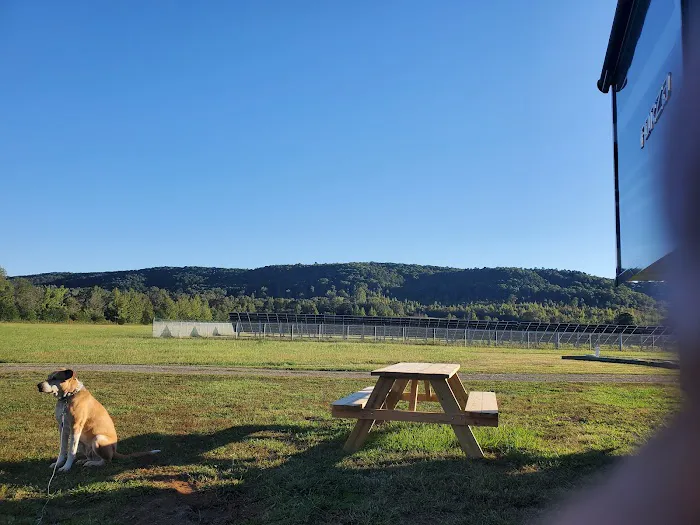 Wagon Circle RV Park Picture 5