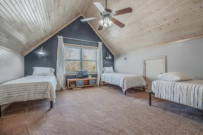Cove Creek Cottage at Greers Ferry Lake Picture 6
