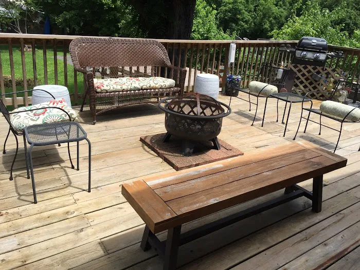 Kelly's Bunkhouse Picture 5